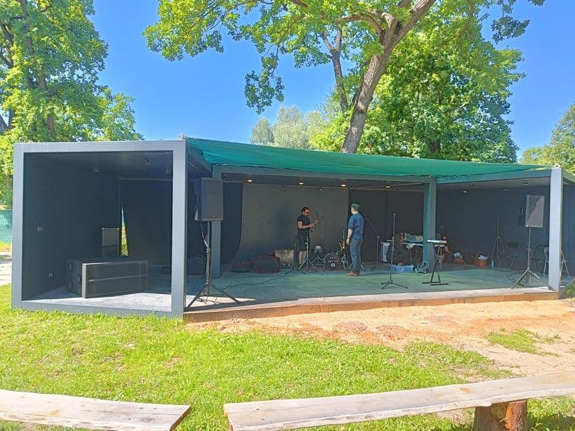 Sestava ozvučení RCF pro 500 - 800 lidí